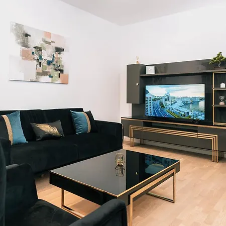 David's Apartment *